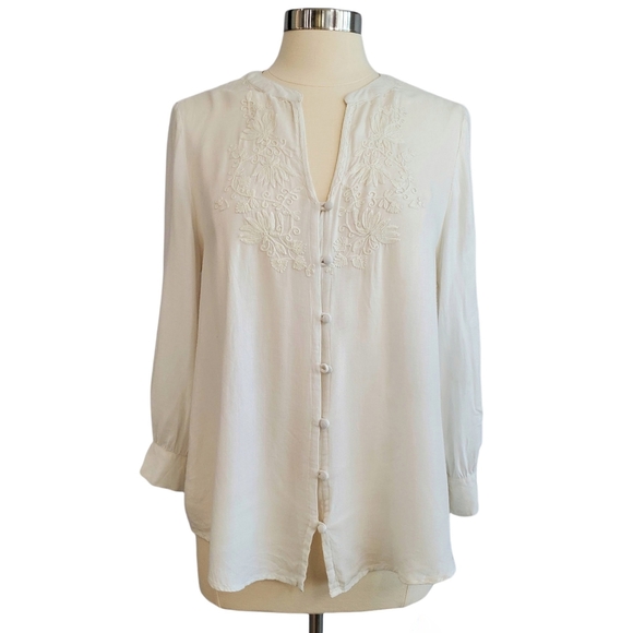 SOFT JOIE Cream Button-Up Top with Cording Embellishments Size M - Picture 14 of 14